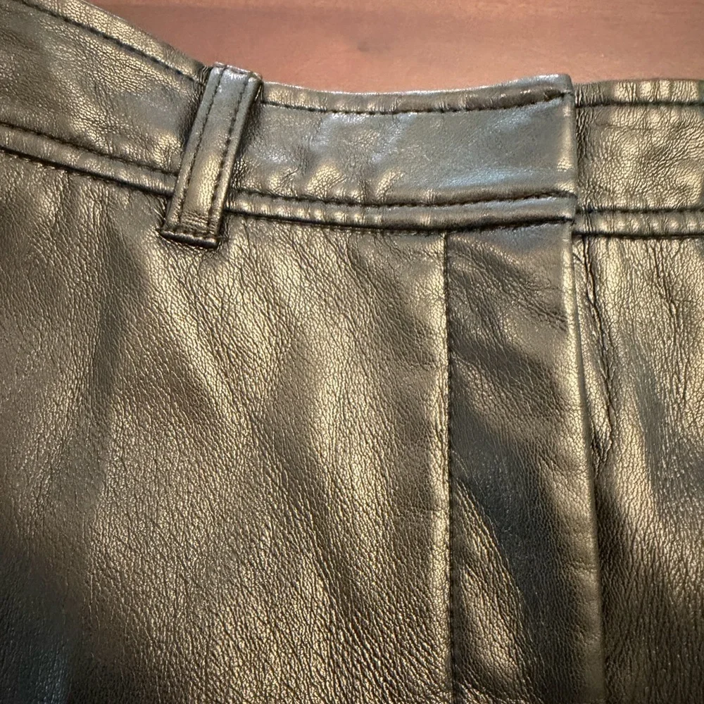 ARITZIA BABATON Agency Mini Short High-waisted Vegan Leather shorts